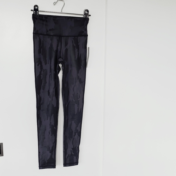 ALPHA🦓🦓 CAMO LEGGINGS - Picture 8 of 13